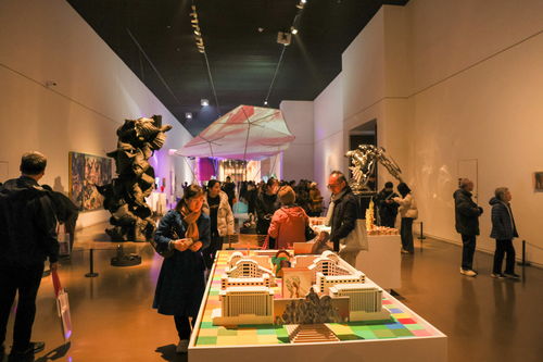 以設計詮釋文化，用創意點亮生活——第四屆上海藝術設計大展在滬開幕